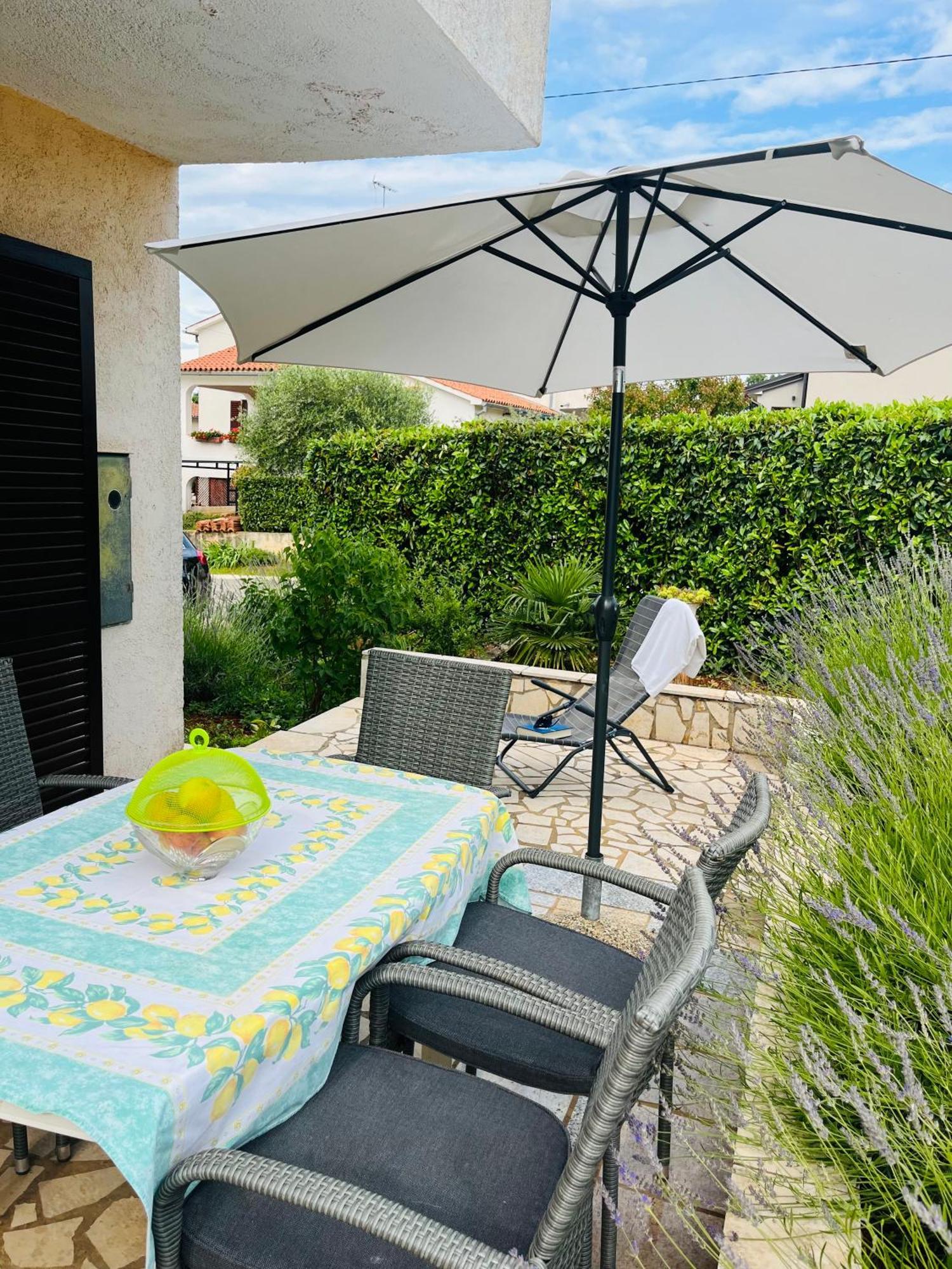 Apartments Marica Poreč Buitenkant foto